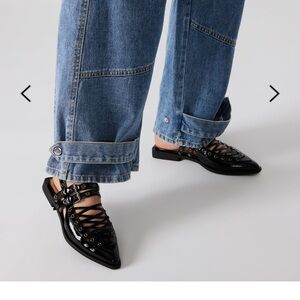 Steve Madden Galanti Black Patent Leather Strappy Flats size 7 worn once